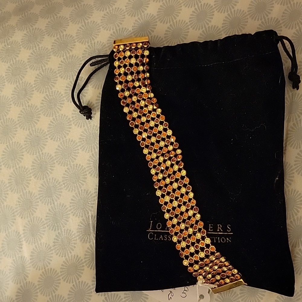 JOAN RIVERS BRACELET